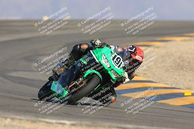 media/Oct-07-2023-CVMA (Sat) [[f84d08e330]]/Race 13 500 Supersport-350 Supersport/